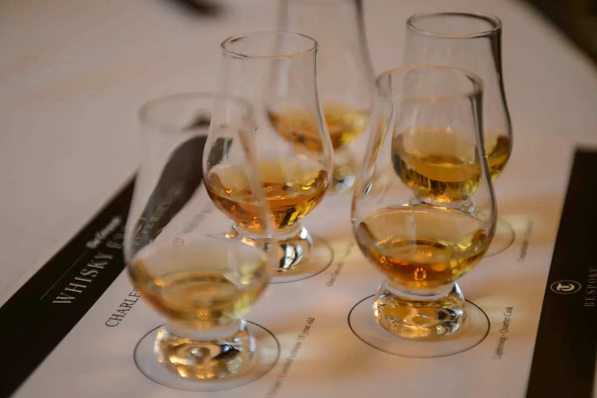 GLENCAIRN Whisky Glass in Gift Carton, Set of 6 | 200ml (6.76 Fl Oz) Lead-Free Crystal - view 8