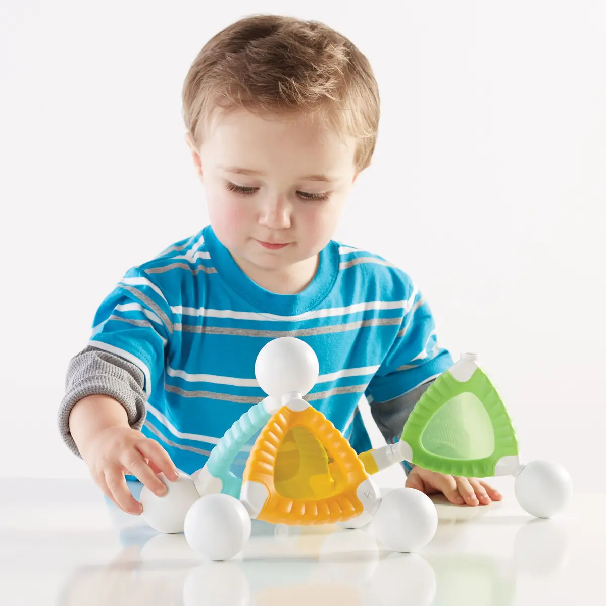 Guidecraft Grippies Windows - 16 Piece Set | STEM Magnetic Building Toy for Toddlers - view 3