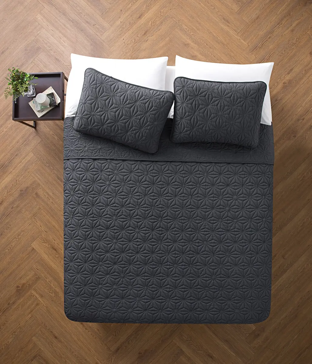 VCNY Home Kaleidoscope King Bedding Set | Geometric Microfiber Comfort (70-120 chars) - view 3