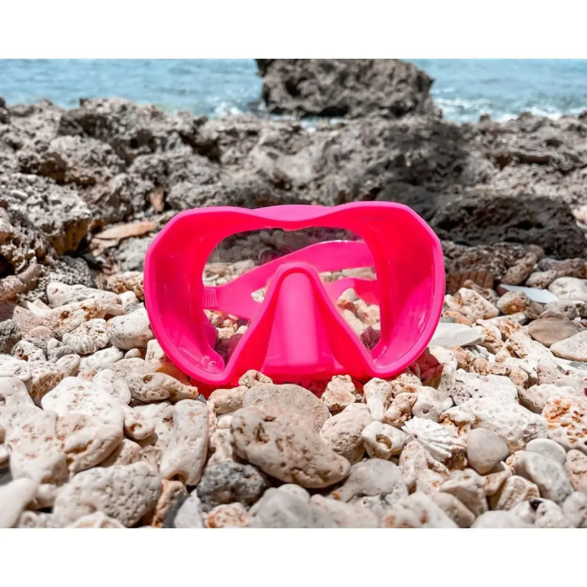 Beuchat Maxlux S Frameless Dive Mask Ultra Blue | Panoramic Vision & Low Volume - view 2