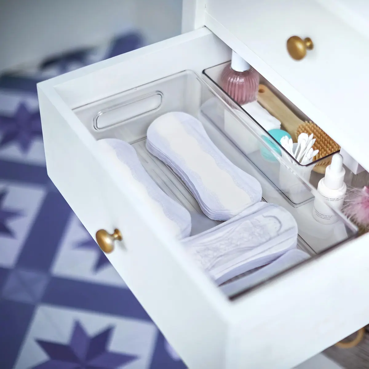 Always Panty Liners for Women Extra Long Unscented | Anti-Bunch Technology for Daily Freshness - view 7