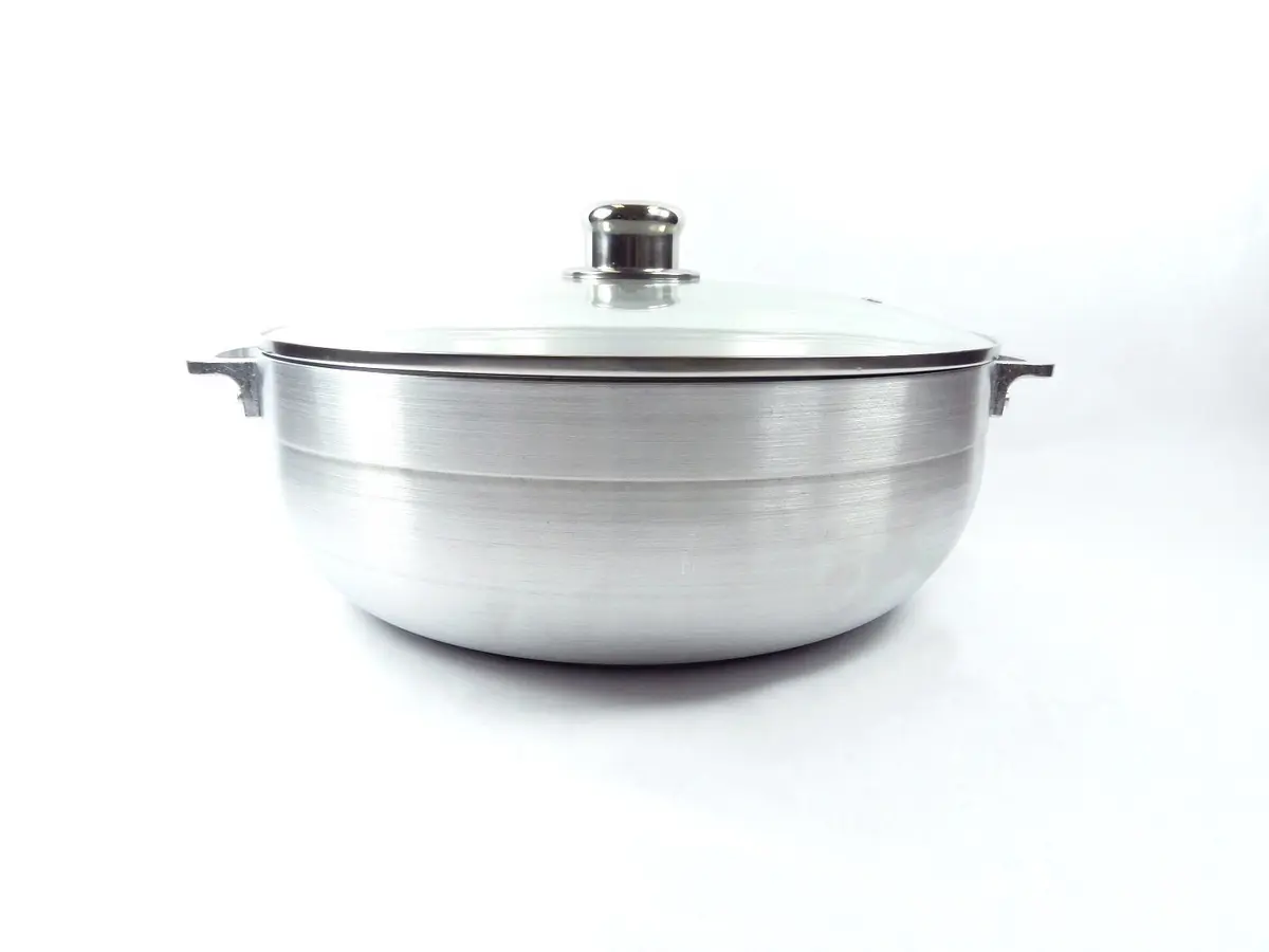 UNIWARE Aluminum Heavy Gauge Caldero With Glass Lid 7.5 Quarts | Superior Heat Distribution & Oven Safe - main product image
