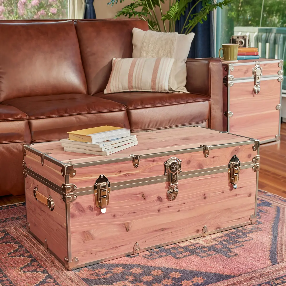 Rhino Trunk & Case Knotty Cedar Large Chest | Lockable, Heirloom-Quality Storage Trunk (32"L x 18"W x 14"H) - view 9