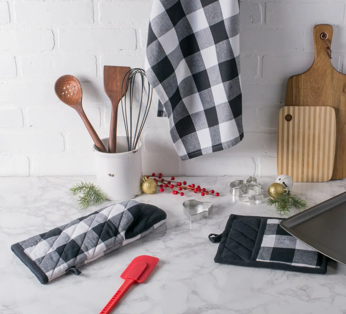 DII Buffalo Check Potholder Set 18cm x 20cm (7" x 8") | Classic Farmhouse Kitchen Linens - view 6