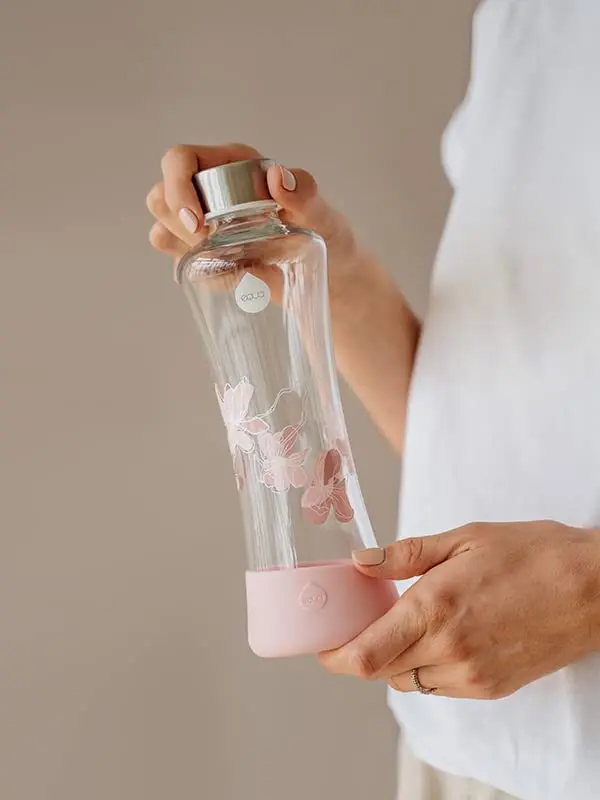 EQUA Monstera Water Bottle 550ml (18.6 oz) | Borosilicate Glass for Hot & Cold Drinks - view 2