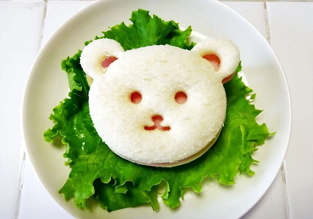 KOKUBO Cute Bear Bento Lunch Sandwich & Cookie Cutter | BPA Free, Made in Japan, 3" Bear Shape - view 6