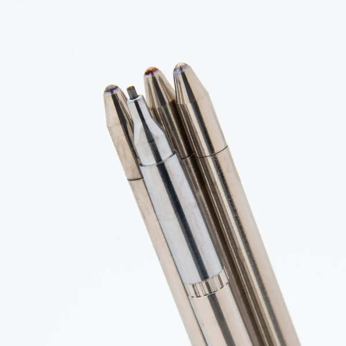 Monteverde Quadro 4-in-1 Multifunction Pen - Silver Finish - 13.5cm (5.3in) | Solid Brass Barrel with Knurled Grip - view 7