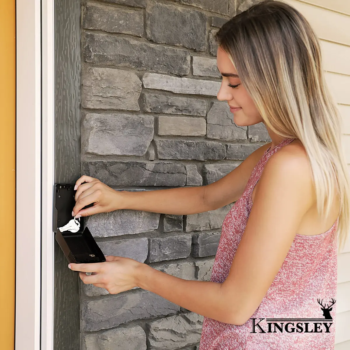 Kingsley Guard-a-Key Realtor Lock Box | 27 cu in (442 ml) Capacity | Heavy-Duty Metal Construction with 4-Digit Combination - view 2