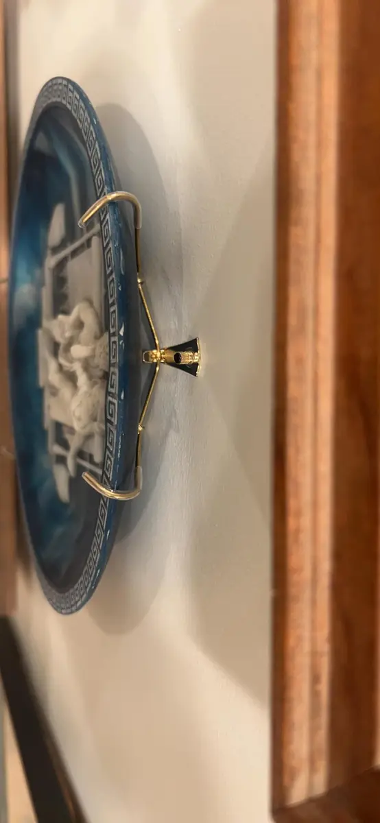Rocky Mountain Goods Plate Hanger for Wall and Mounting Hardware - Fits Decorative Plates and platters - Heavy Duty Polished Brass (11" - 18") - view 6