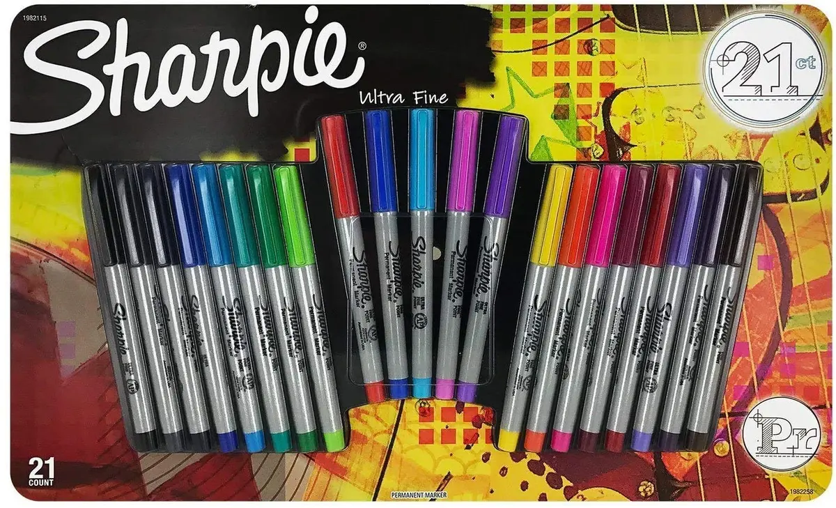 Sharpie Ultra Fine Point Permanent Marker (1982115) | Precise, Water & Fade-Resistant Ink - main product image