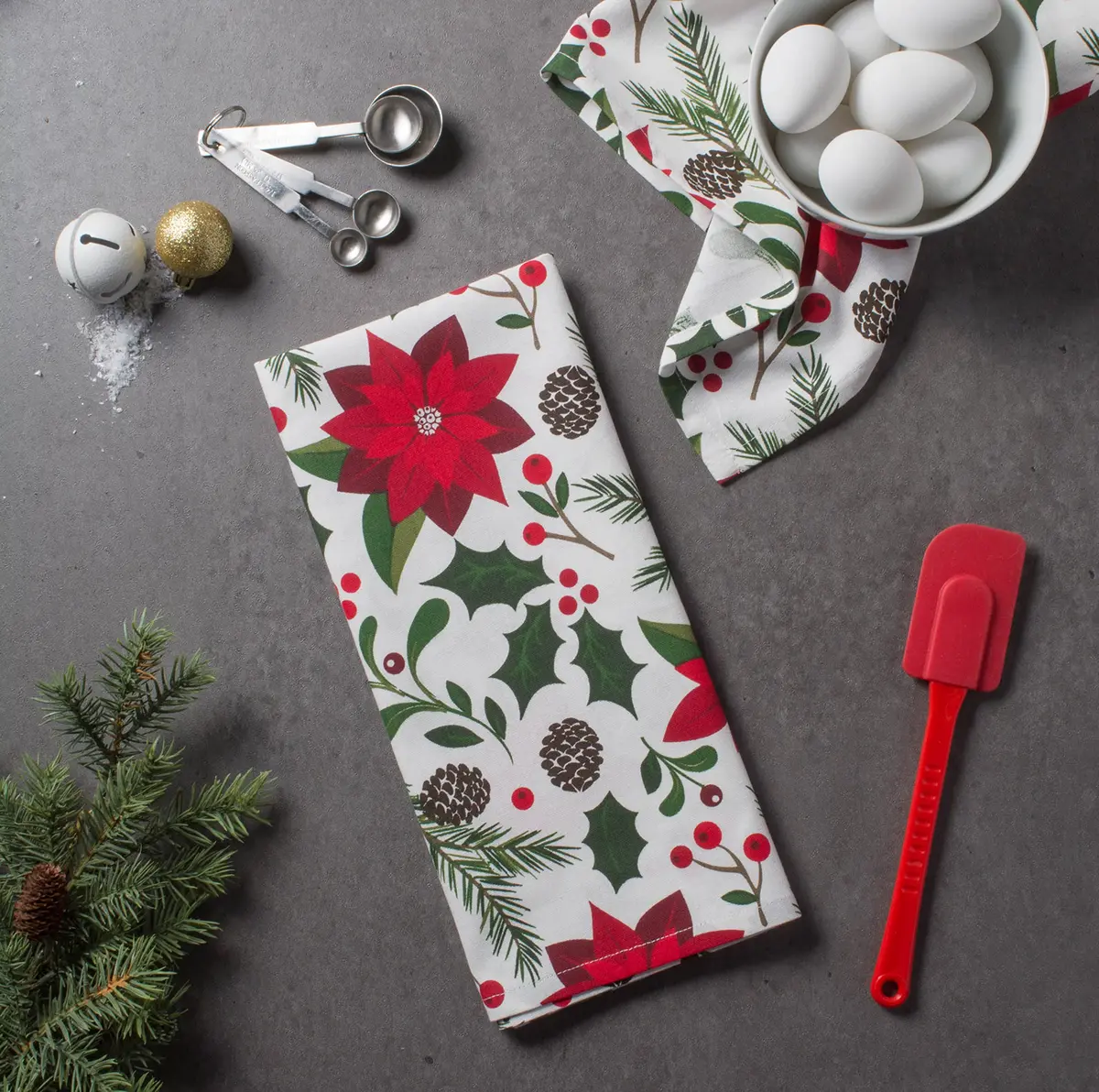DII Christmas Kitchen Towel Set, Floral Tea Towels for Baking, Cleaning, Entertainment & Cooking, 18x28, Woodland Holiday, 2 Piece - view 4