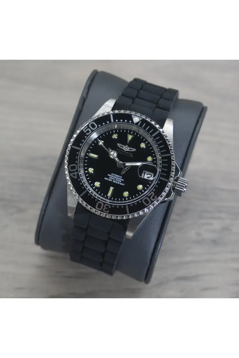 Invicta Men's Pro Diver Automatic Watch with Silicone Band, Black | 40mm Stainless Steel Case & 200M Water Resistance - view 6