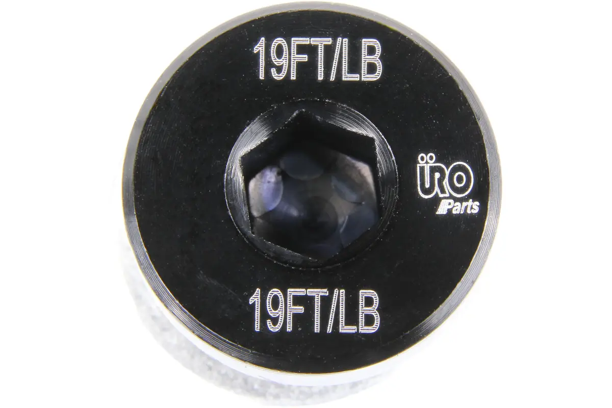 URO Parts Oil Drain Plug 18 x 1.5mm | Hard Anodized Aluminum with Magnet, OE Dimensions - view 4