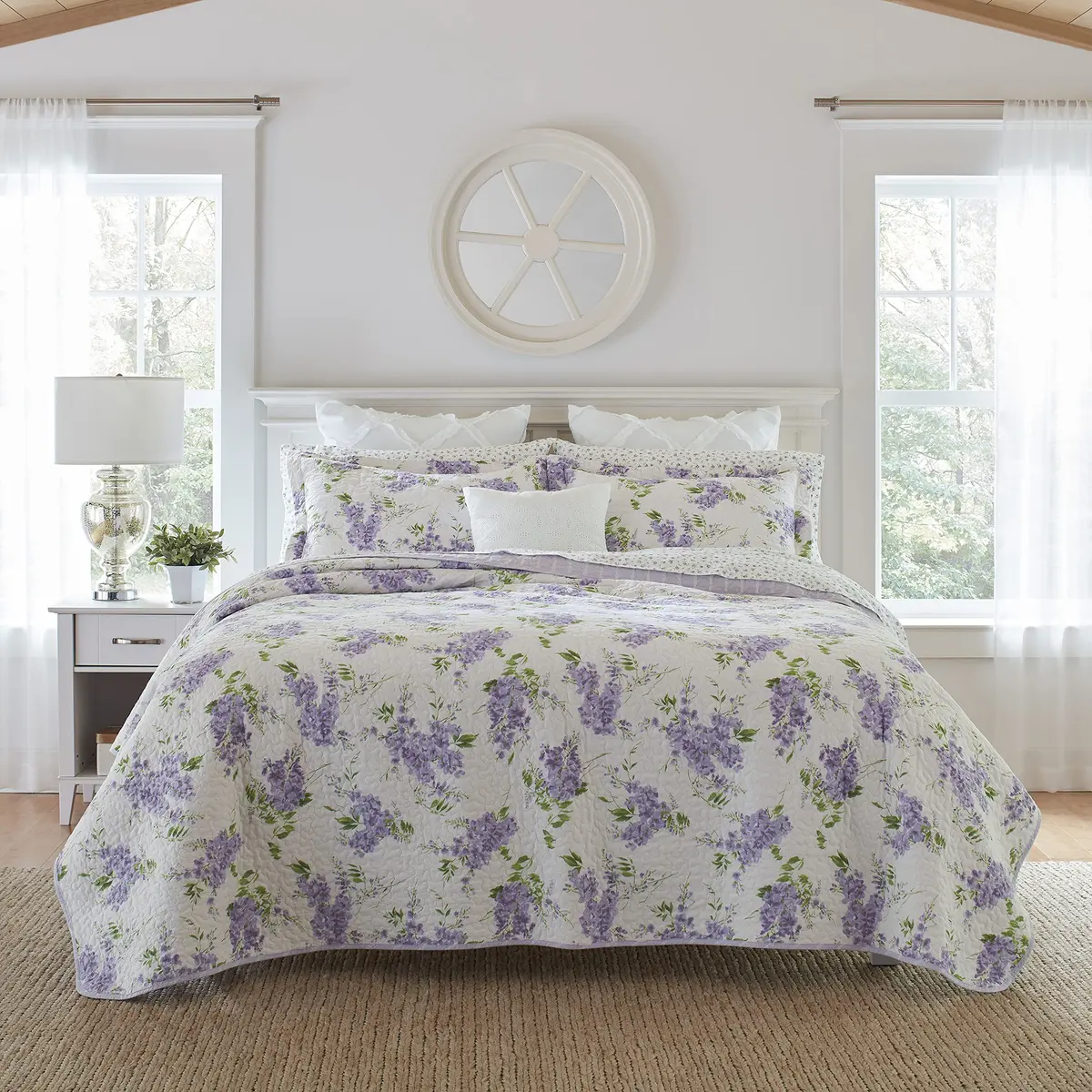 Laura Ashley Twin Quilt with Matching Sham | Reversible Floral Design, 100% Cotton, Lightweight All-Season Comfort - main product image