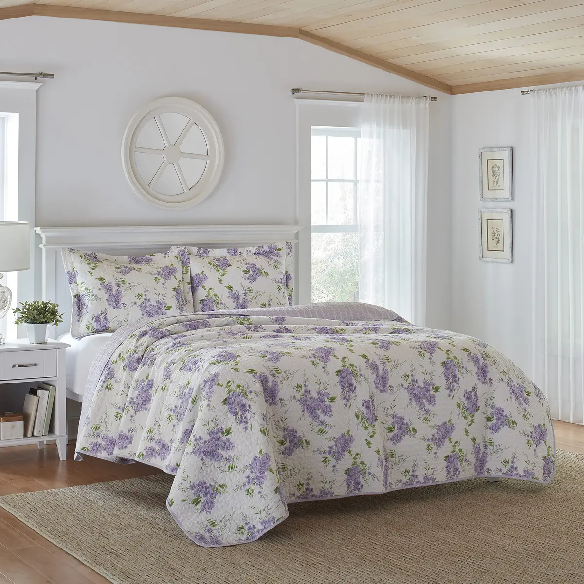 Laura Ashley Twin Quilt with Matching Sham | Reversible Floral Design, 100% Cotton, Lightweight All-Season Comfort - view 2