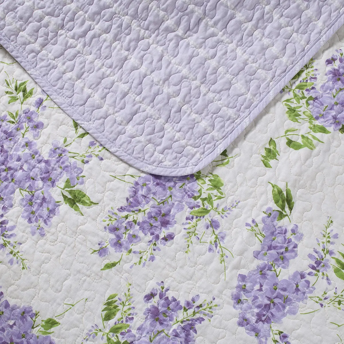 Laura Ashley Twin Quilt with Matching Sham | Reversible Floral Design, 100% Cotton, Lightweight All-Season Comfort - view 3