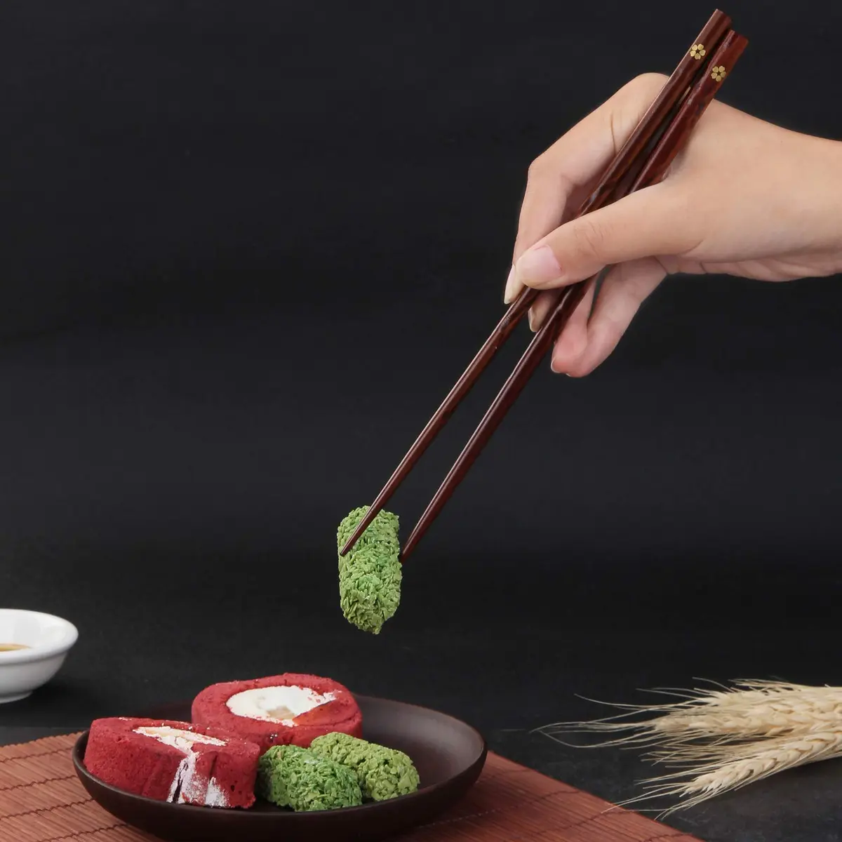 HuaLan Natural Wood Chopsticks 9 in | Non-slip, Reusable, Classic Style, 5 Pairs - view 4