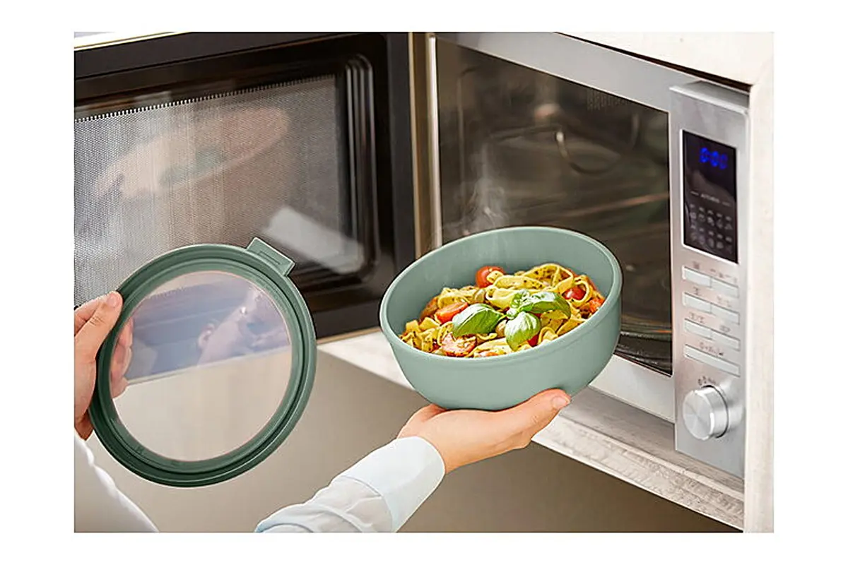 MEPAL Cirqula Food Storage Bowl 2.1 Quart | Leakproof, Microwave & Dishwasher Safe, Black - view 5