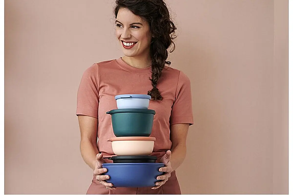 MEPAL Cirqula Food Storage Bowl 2.1 Quart | Leakproof, Microwave & Dishwasher Safe, Black - view 2