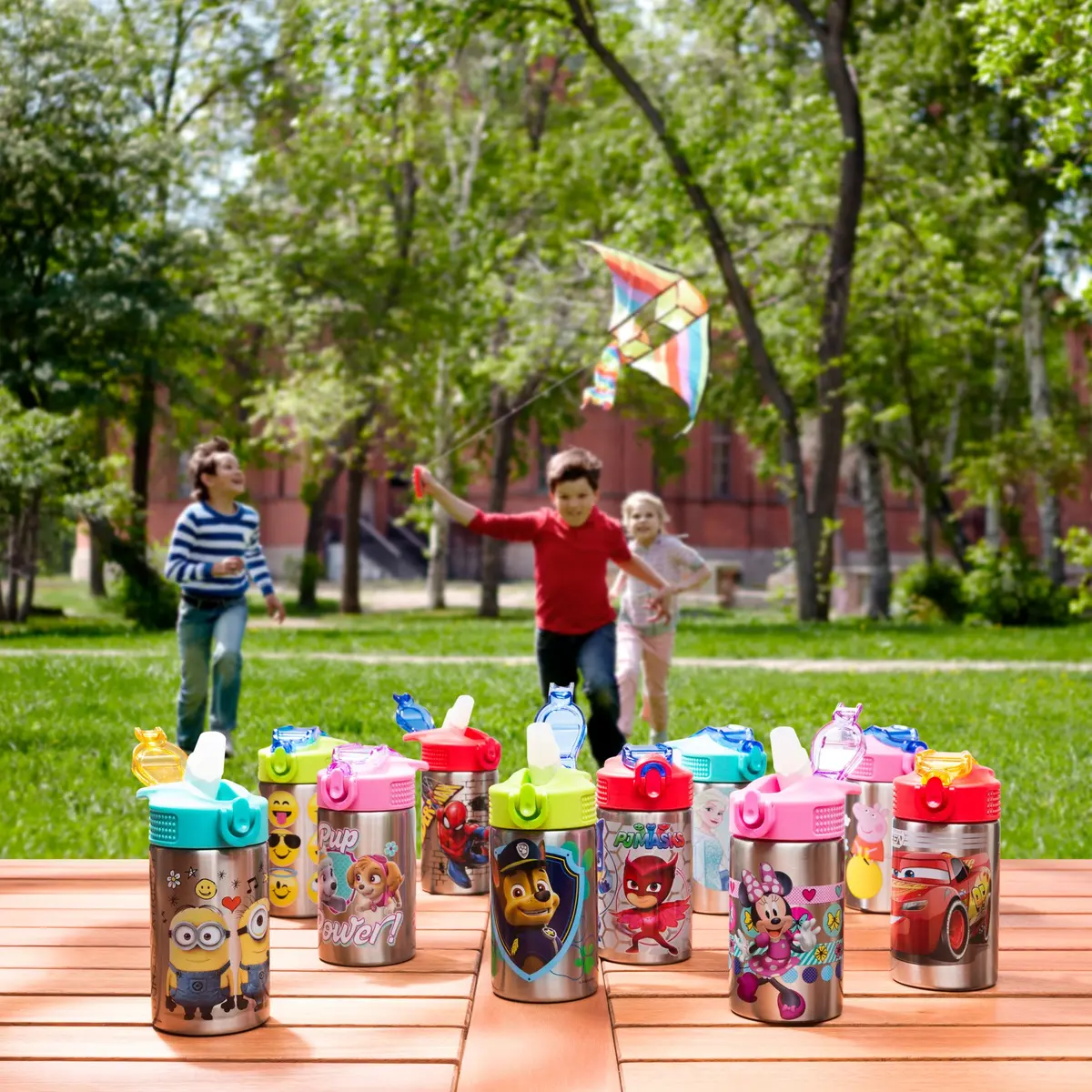 Zak Designs Frozen Stainless Steel Kids Water Bottle 444ml (15.5oz) | Leak-Proof Flip Straw for Ages 3+ - view 7