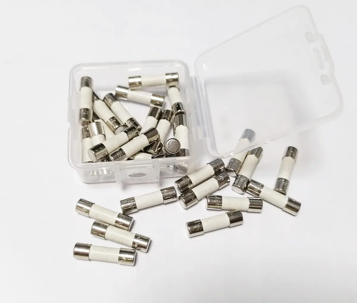Vigor_Source T3.15A 250V Ceramic Fuse Cartridge 5x20mm | 20 Pack, Time Delay, 3.15A, 250V - view 3