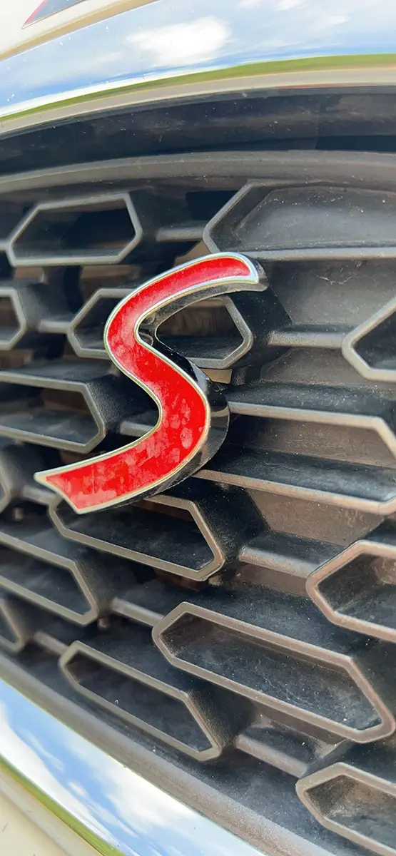 Zorratin Vehicle Emblem for MINI Cooper R56 F56 | Weatherproof Metal Red Grille Badge (125*25mm) - view 4