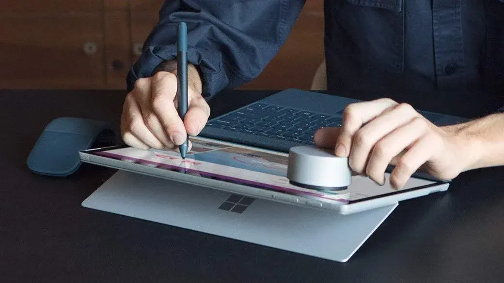 Microsoft Surface Pen Platinum Model 1776 with Eraser | 4096 Pressure Points, Low Latency, Tilt Support - view 7