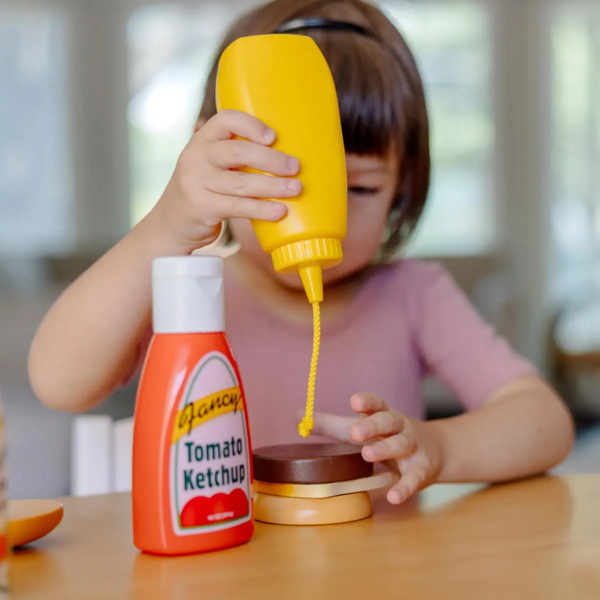 Melissa & Doug Favorite Condiments Play Kitchen Food Toys | 5 Containers with Squirting Action, Ages 3-6 - view 5