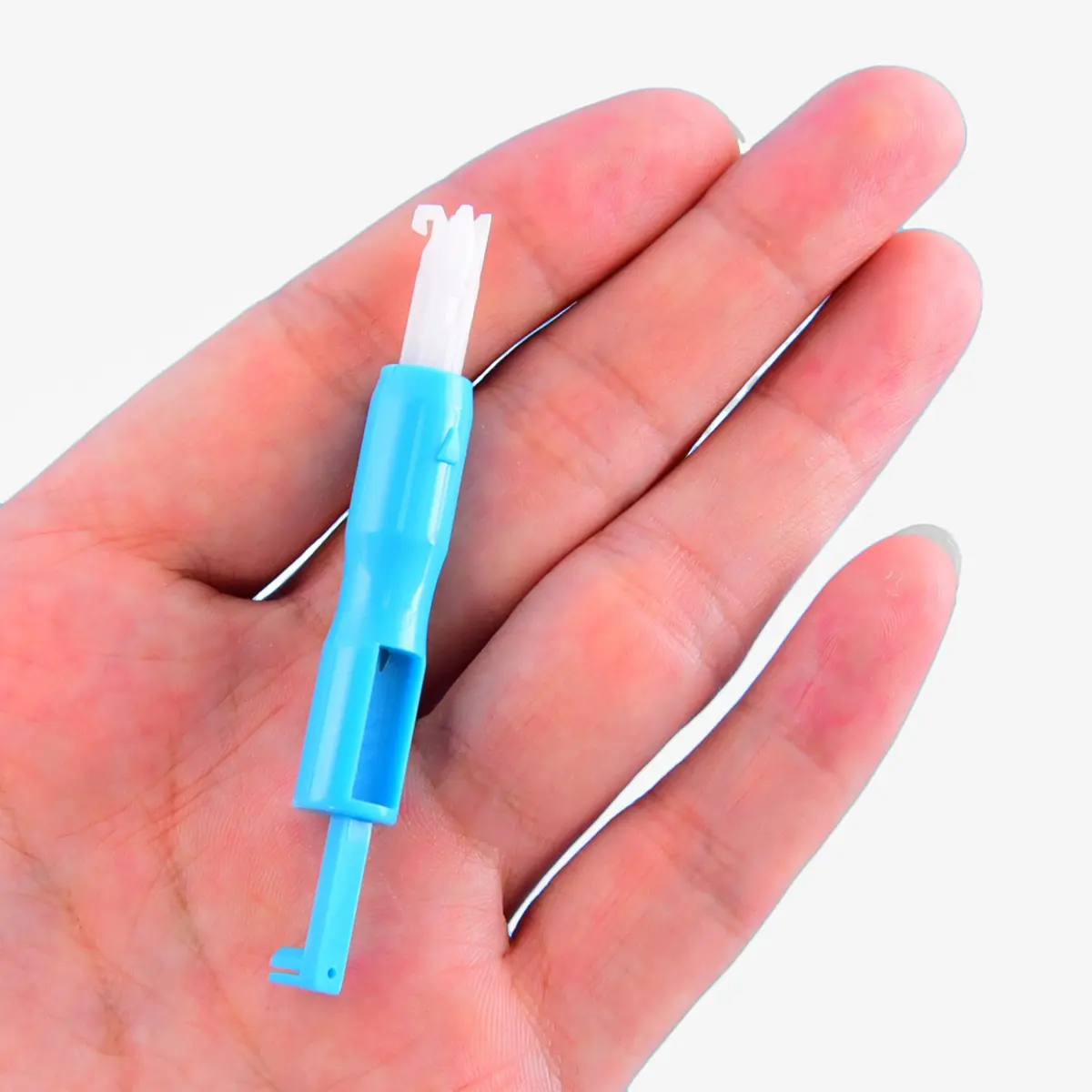 Hicarer Sewing Machine Needle Threader Set, 3 Pieces, Automatic Needle Inserter, for Household Sewing Machines, Blue & White | Easy Threading & Needle Holding - view 6
