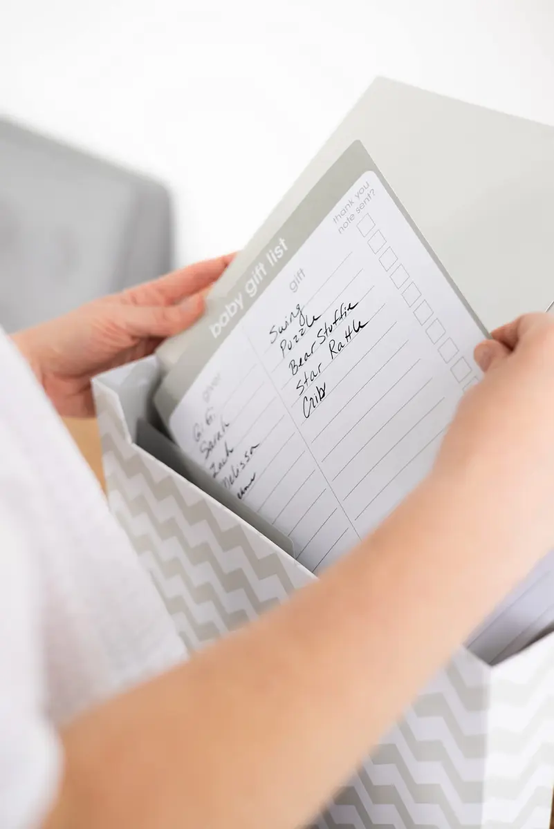 Pearhead Baby Briefcase and Document Organizer, Grey Chevron | All-in-One Baby Paperwork Storage (70-120 chars) - view 7