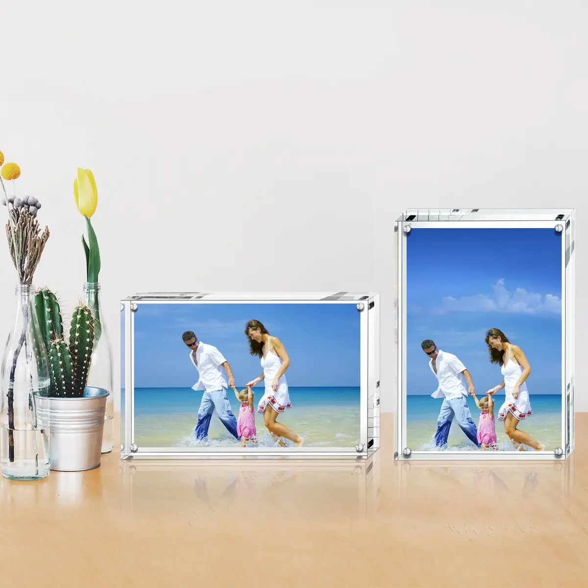 AMEITECH Clear Acrylic Magnetic Picture Frame 15.2cm x 10.2cm (4x6 inch) | Double-Sided Display for Desktop - view 5