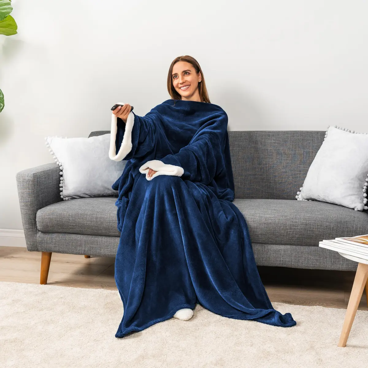 PAVILIA Wearable Blanket with Sleeves & Pocket | Cozy Fleece Snuggle Throw for Women & Men, Navy Blue - view 5