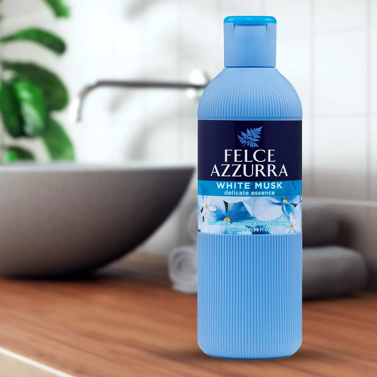 Felce Azzurra White Musk Delicate Essence Body Wash 650ml (22 Oz) | Fresh Clean Musk Scent - main product image