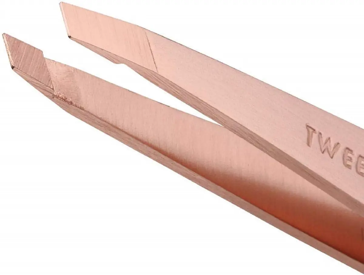 Tweezerman Slant Tweezer – Tweezerman Tweezers for Eyebrows Rose Gold | Precise, Hand-Filed Tips - view 2