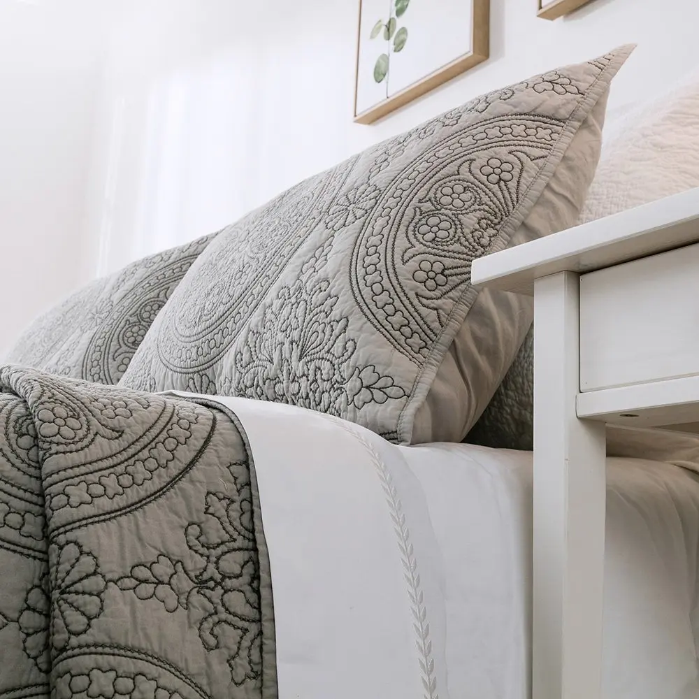 ELEGANT LIFE HOME Reversible Medallion Embroidered Bedding Solid 100% Cotton Quilt - Queen 90 x 95 inches, Gray - view 4