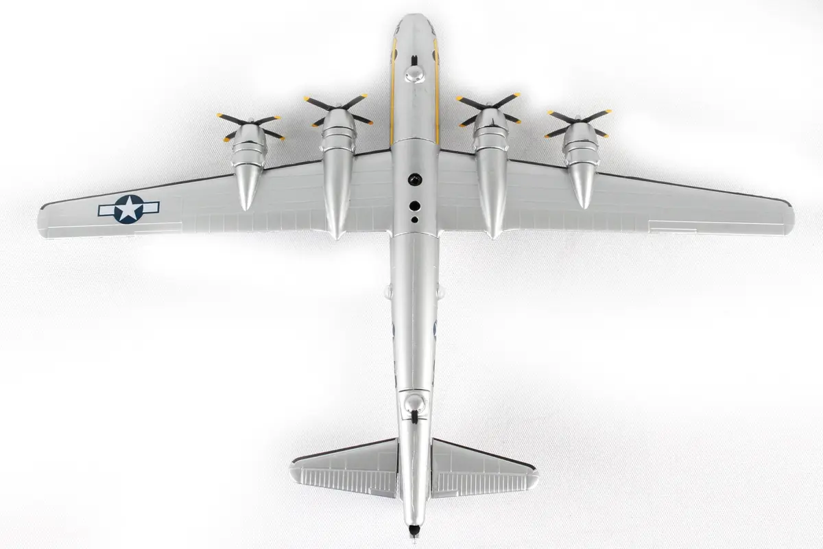 Postage Stamp Daron Worldwide Trading B-29 1/200 T Square 54 | Museum of Flight Aircraft Model (70-120c) - view 5