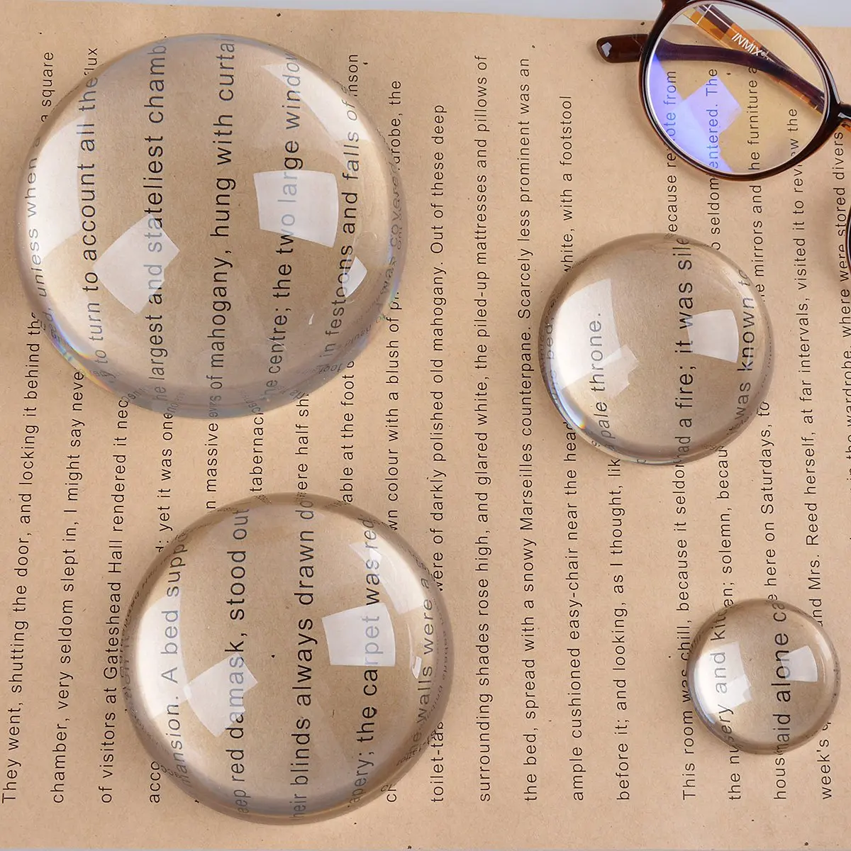 LONGWIN Crystal Dome Magnifier Paperweight 100mm (3.9 Inch) | Clear K9 Crystal for Reading Documents - view 3