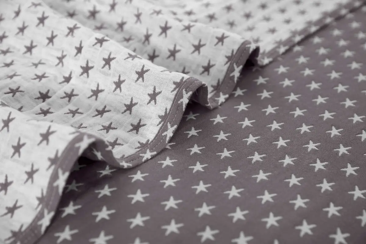 Sterling Creek Dawson Star Muslin Blanket King 106" x 94" | Breathable Cotton All Season - view 3