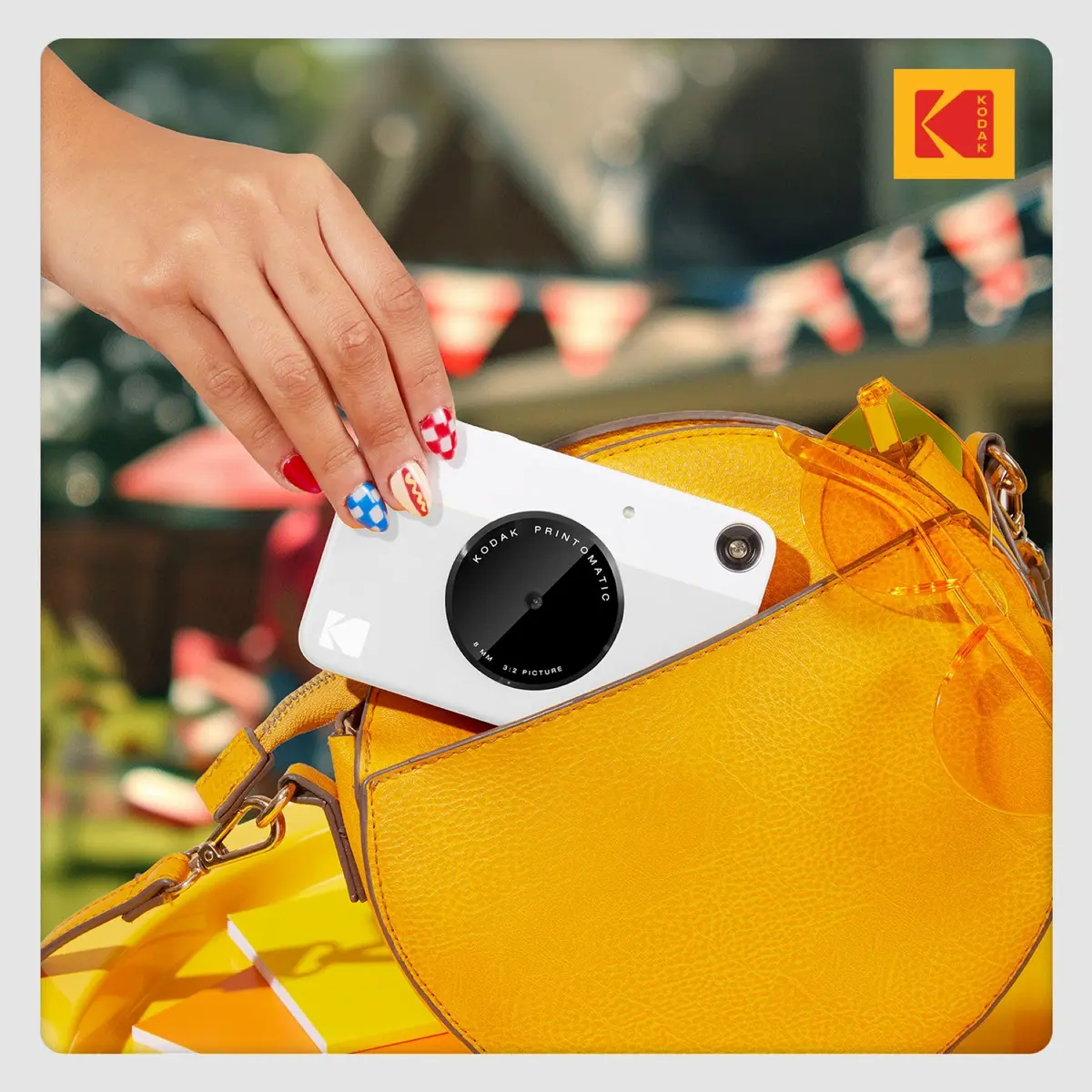 KODAK Printomatic Instant Print Camera Grey | 5MP, 2x3" Sticky-Back Prints - view 6