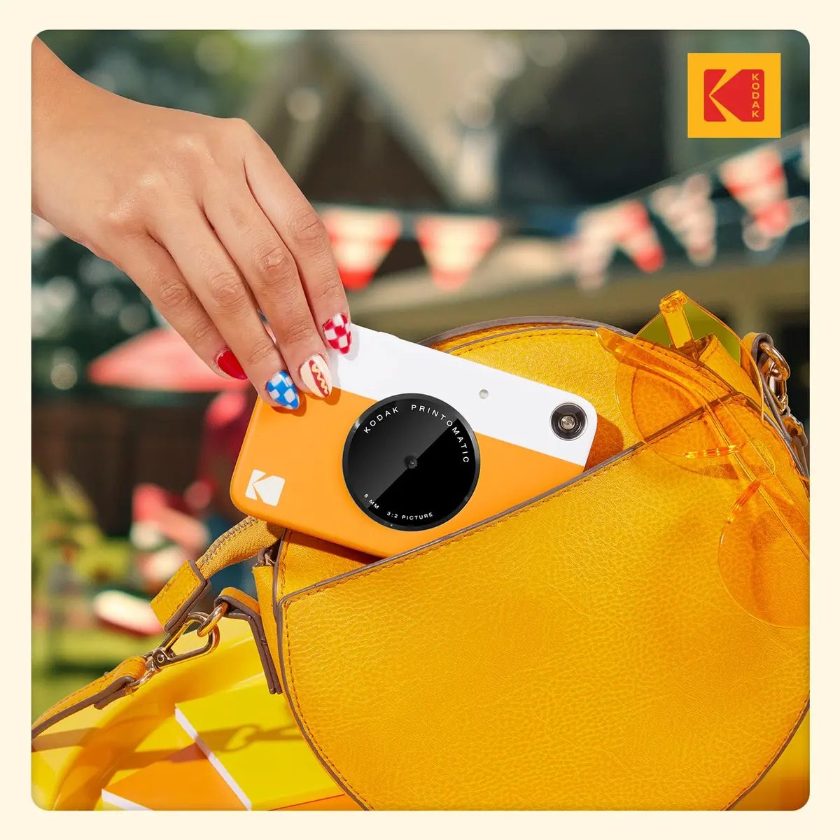 KODAK Printomatic Instant Print Camera Yellow 5MP | Instant Prints with Zink Sticky-Back Paper - view 6