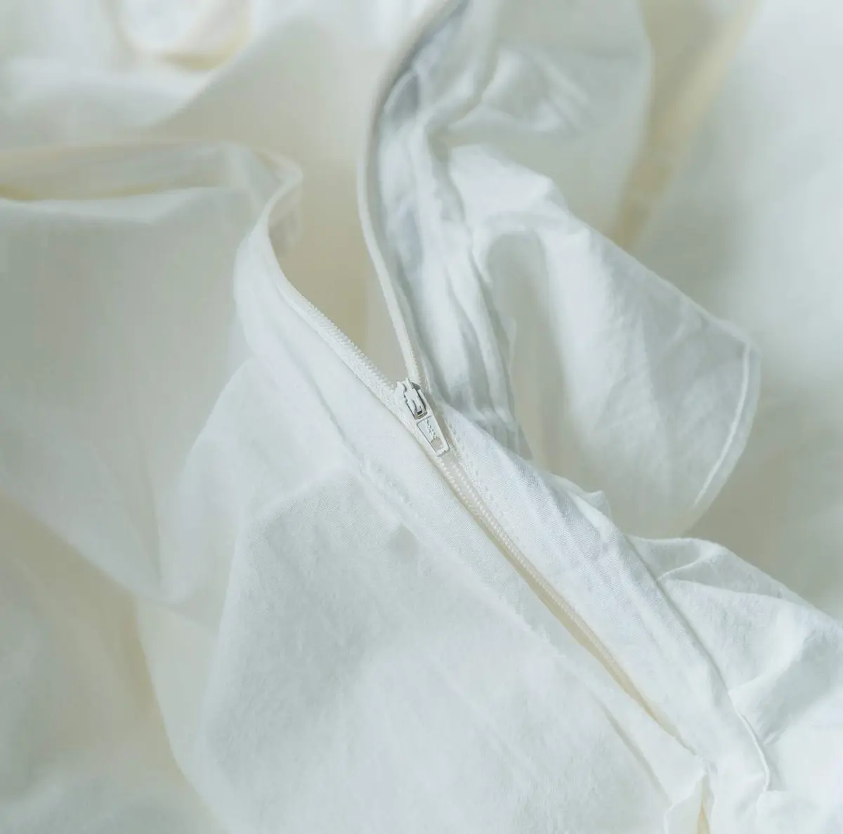 SUSYBAO White Vintage Ruffle Duvet Cover Queen 100% Washed Cotton | Farmhouse Shabby Chic Bedding - view 5