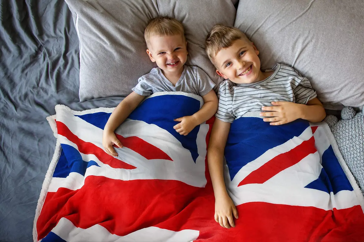 Catalonia Union Jack Blanket 50x60 inch | British Flag Cozy Fleece Throw for Home & Gifts - view 5