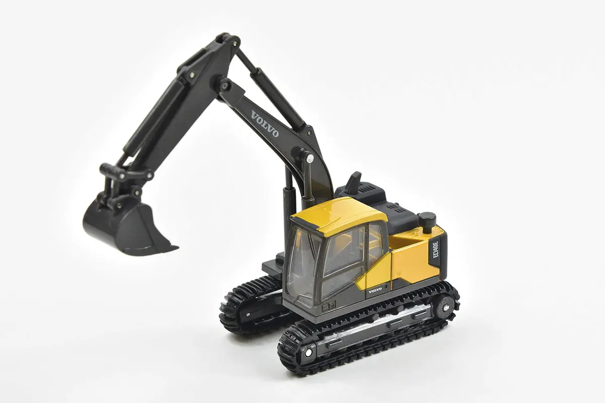 NewRay Volvo EC140E Die-Cast Excavator Model 1:50 Scale (20.5 cm Length) | Official Replica for Collectors - view 5