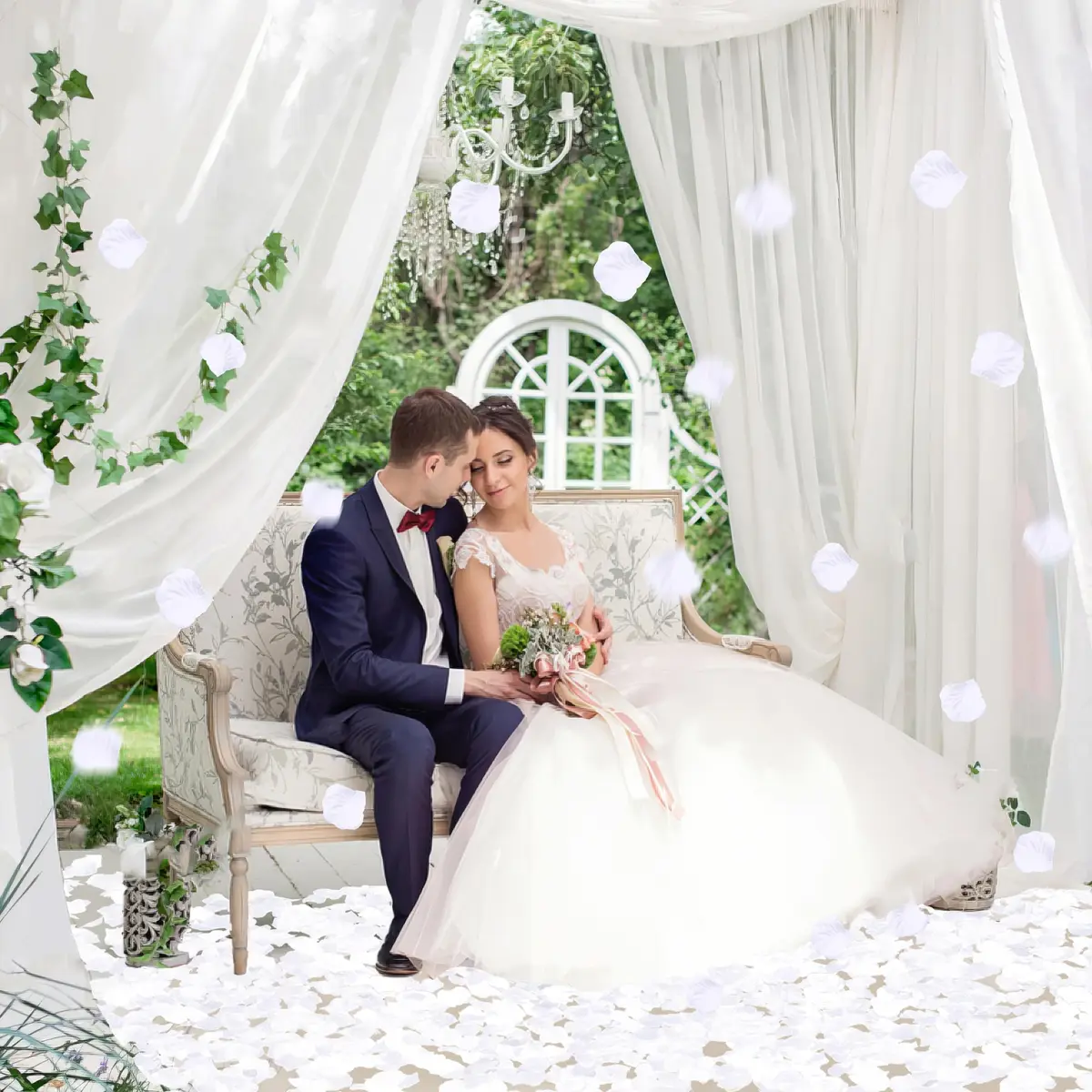 BESKIT Artificial Fake Rose Petals, Silk Flowers Petals, 3000 PCS, White | Reusable, Realistic Wedding Decor - view 4
