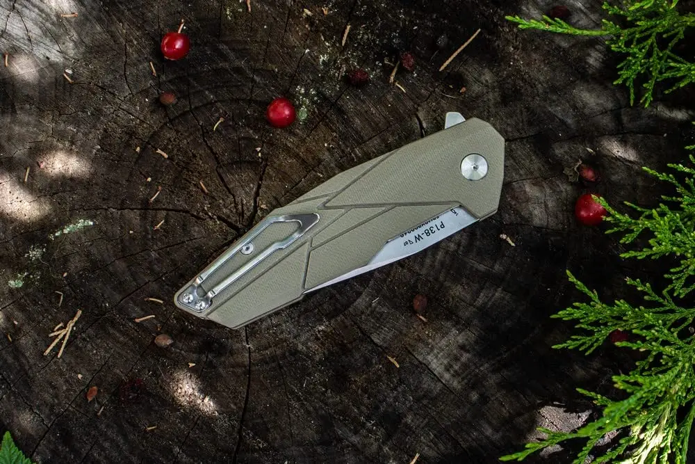 Ruike P138W Tactical Folding Knife 14C28N Stainless Steel | Compact, Reusable, Safety Lock (70-120 chars) - view 6