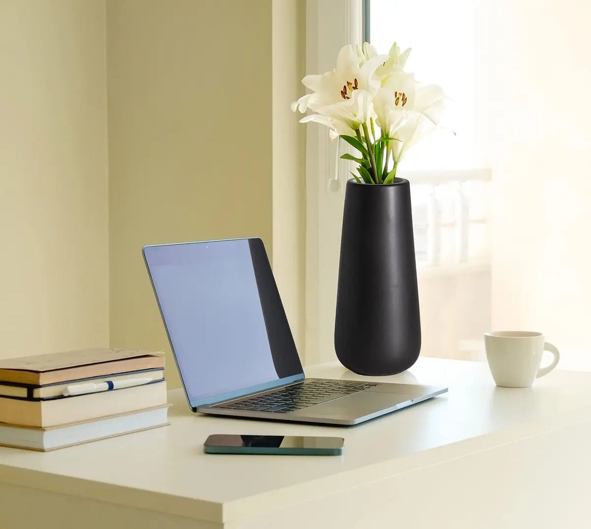 D'vine Dev 8 Inch Ceramic Flower Vase Matte Finishing | Minimalist Home Décor - view 5