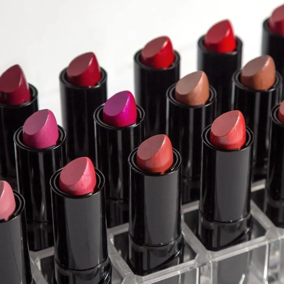 wet n wild Silk Finish Lipstick, Honolulu Is Calling | Hydrating Rich Buildable Lip Color - view 3