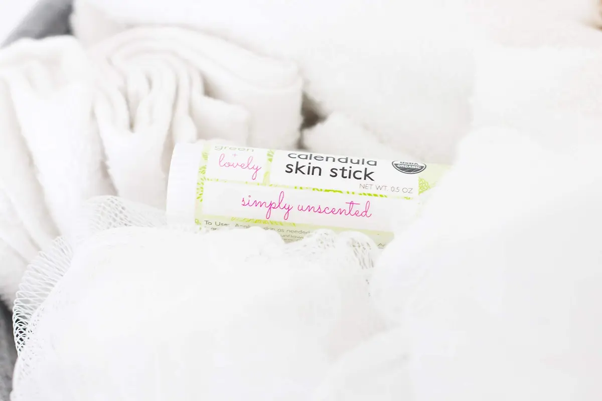 Green + Lovely Calendula Skin Stick Organic Lotion Balm 14.17 g (0.5 oz) | Certified Organic, Unscented, For All Skin Types - view 5