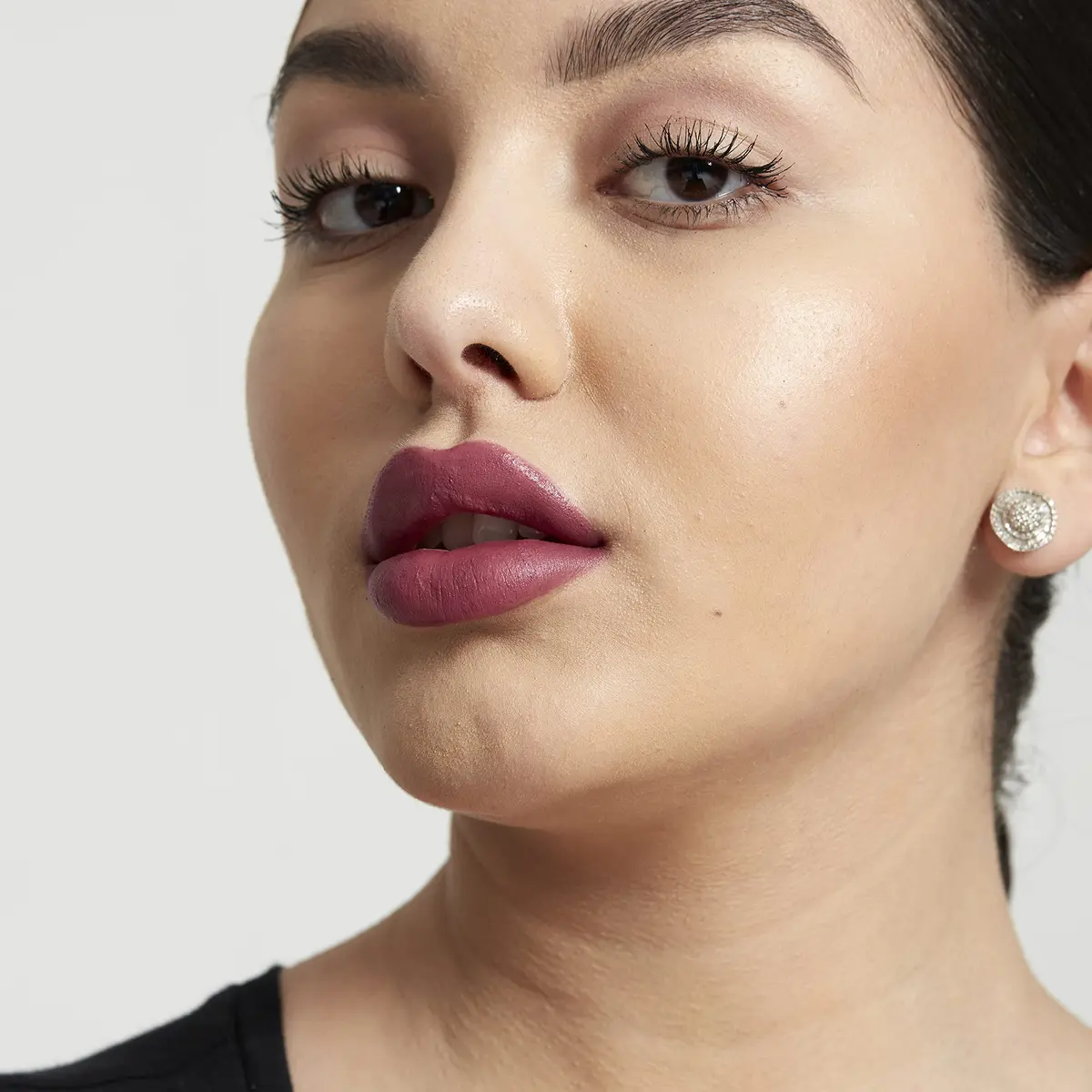 NYX PROFESSIONAL MAKEUP Powder Puff Lippie Lip Cream, Moody (Cool Toned Plum) | Matte, Long Lasting, Vegan Lipstick - view 3