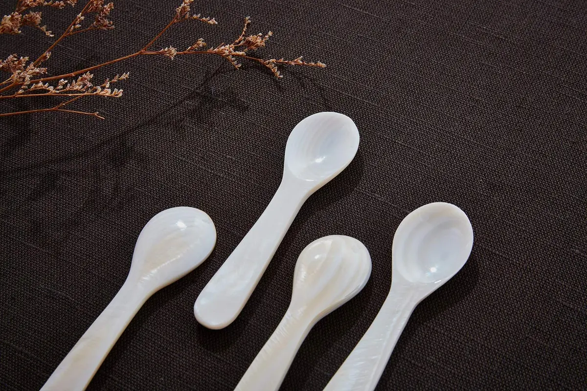 DUEBEL Set of 10 White Mother of Pearl Caviar Spoons for Caviar, Egg, Icecream, Coffee Serving (White, 9x2.4cm) | Natural Pearl Elegance - view 4